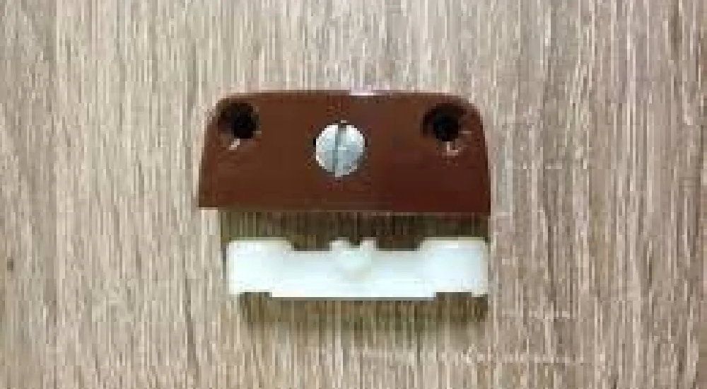 Złącza, wkręty, podpórki, zawieszki - Metalmex - 522