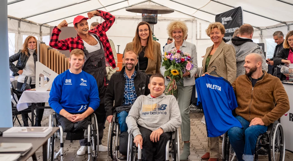 NDAgbGF0IGZpcm15IE1ldGFsbWV4 - Metalmex - 1 - 893817