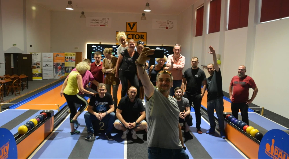 SW50ZWdyYWNqYSBuYSBrcsSZZ2llbG5p - Metalmex - 2 - 878145